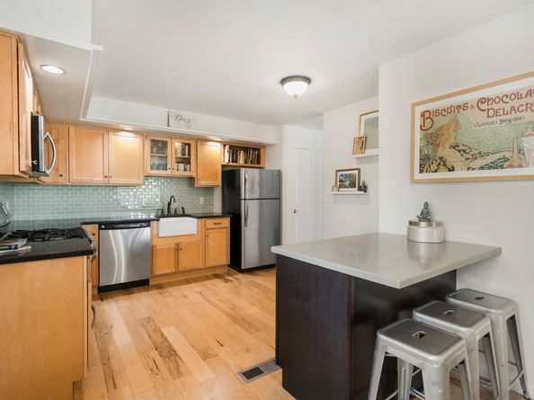 76 Cedarcrest Court 76, Shelton CT 06484