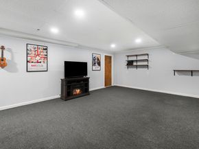 76 Cedarcrest Court 76, Shelton CT 06484