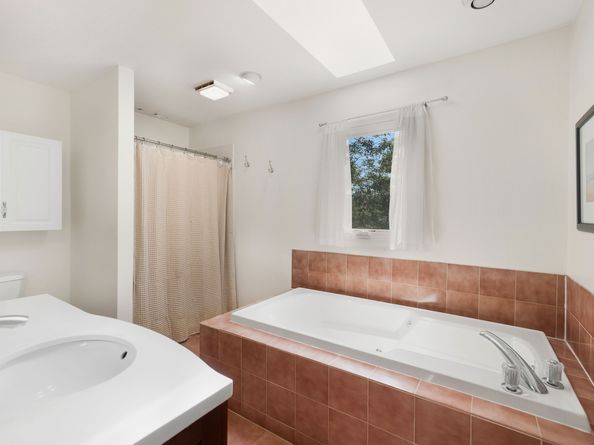 76 Cedarcrest Court 76, Shelton CT 06484