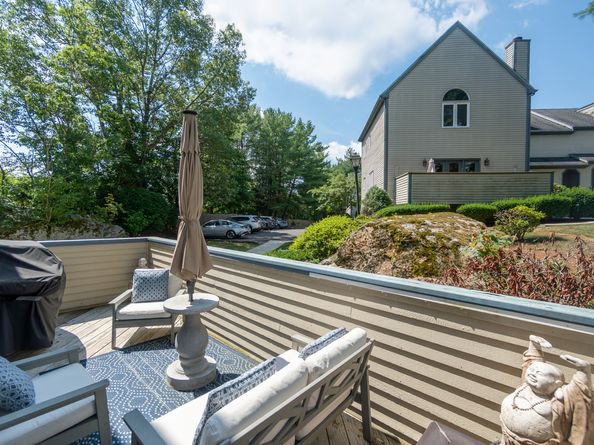 76 Cedarcrest Court 76, Shelton CT 06484