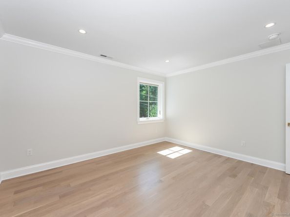 19 Anthony Lane, Darien CT 06820