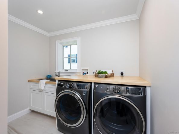 19 Anthony Lane, Darien CT 06820