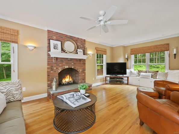 15 Golf View Drive, Easton CT 06612