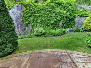 665 River Road 2, Shelton CT 06484
