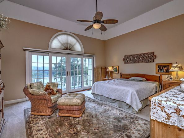665 River Road 2, Shelton CT 06484