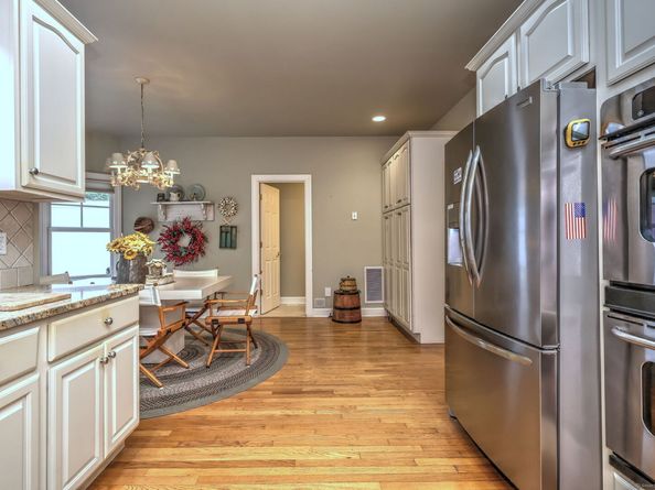 665 River Road 2, Shelton CT 06484