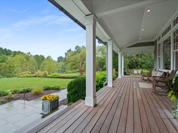 294 Maple Road, Easton CT 06612