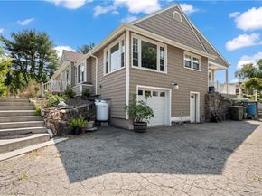 23 Sunset Hill Road, Brookfield CT 06804