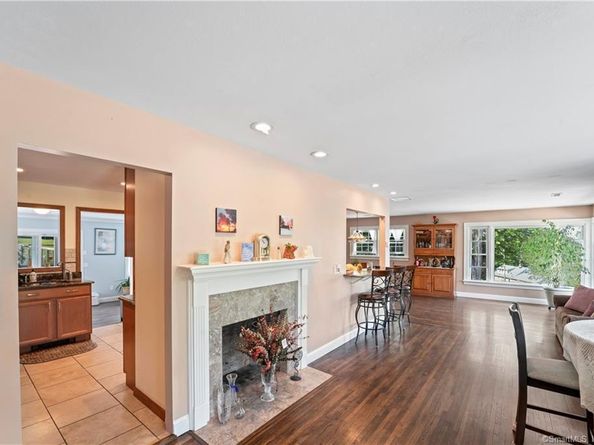 23 Sunset Hill Road, Brookfield CT 06804