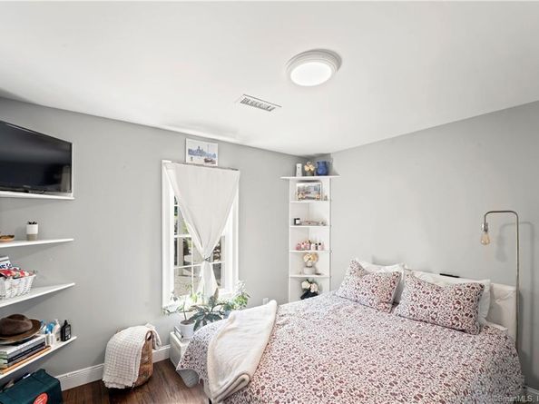 23 Sunset Hill Road, Brookfield CT 06804