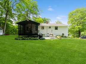 59 Flint Ridge Road, Monroe CT 06468