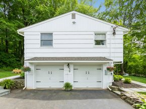 59 Flint Ridge Road, Monroe CT 06468