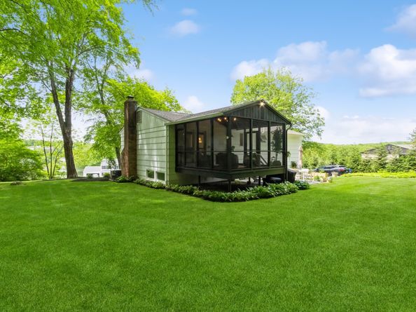 59 Flint Ridge Road, Monroe CT 06468