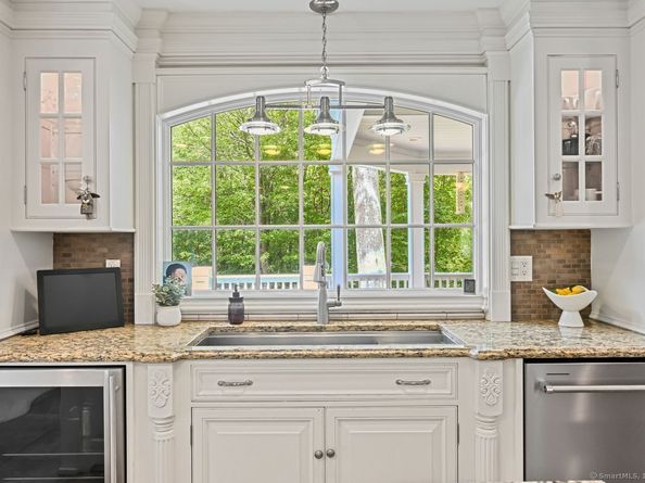 23 Colonial Drive, Danbury CT 06811