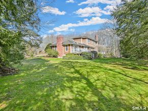 41 Lake Wind Road, New Canaan CT 06840