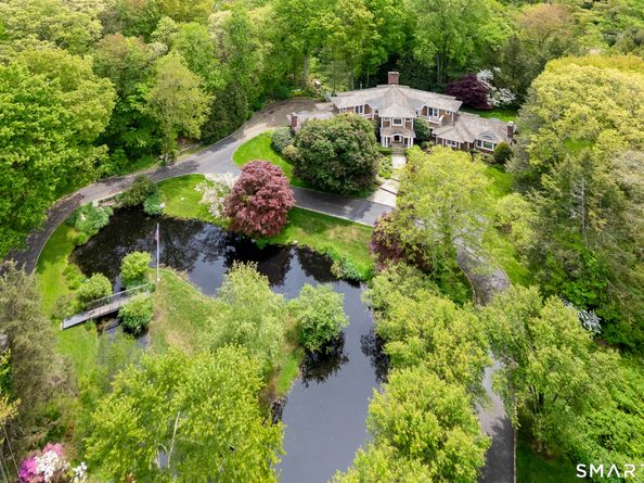 41 Lake Wind Road, New Canaan CT 06840