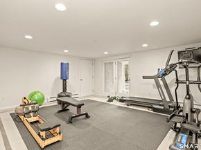 41 Lake Wind Road, New Canaan CT 06840