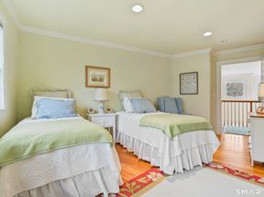 41 Lake Wind Road, New Canaan CT 06840
