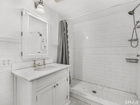 37 Haviland Court, Stamford CT 06903