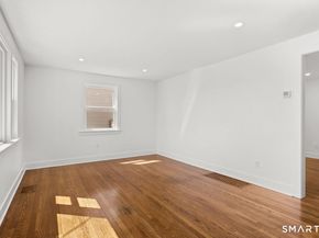 115 Washington Parkway, Stratford CT 06615