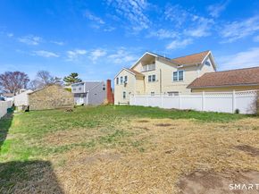 115 Washington Parkway, Stratford CT 06615