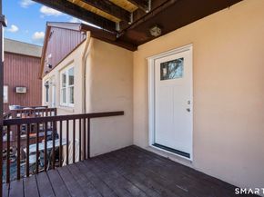 28-32 Starr Avenue 11, Danbury CT 06810