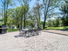38 N Lake Shore Drive, Brookfield CT 06804
