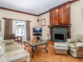38 N Lake Shore Drive, Brookfield CT 06804