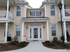 424 Center Meadow Lane 424, Danbury CT 06810