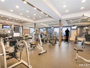 424 Center Meadow Lane 424, Danbury CT 06810