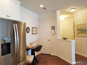 424 Center Meadow Lane 424, Danbury CT 06810