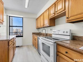 44 Strawberry Hill Avenue APT 11N, Stamford CT 06902