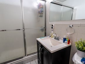 27 Northill Street APT 5N, Stamford CT 06907