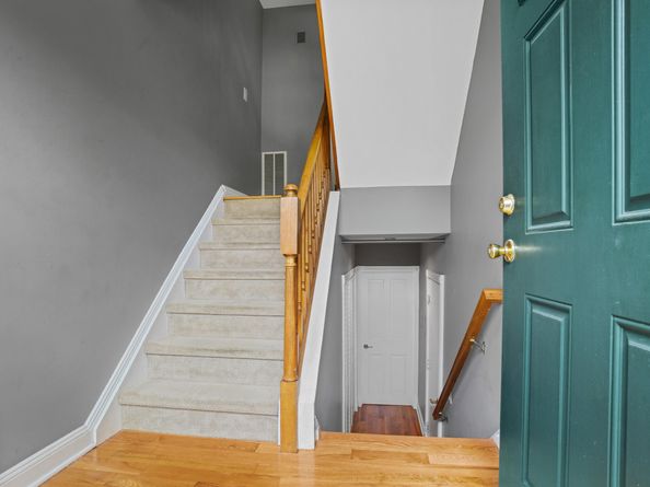 122 Paugusett Circle 122, Trumbull CT 06611