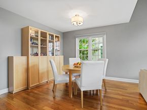 122 Paugusett Circle 122, Trumbull CT 06611