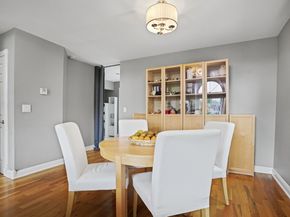 122 Paugusett Circle 122, Trumbull CT 06611