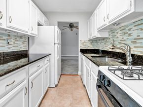 45 Maple Street APT 4H, Norwalk CT 06850