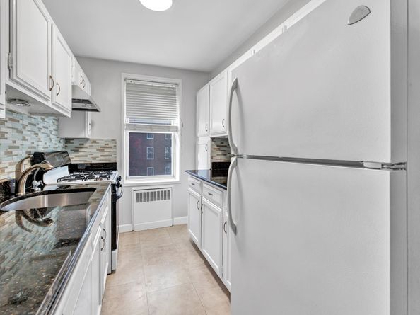 45 Maple Street APT 4H, Norwalk CT 06850