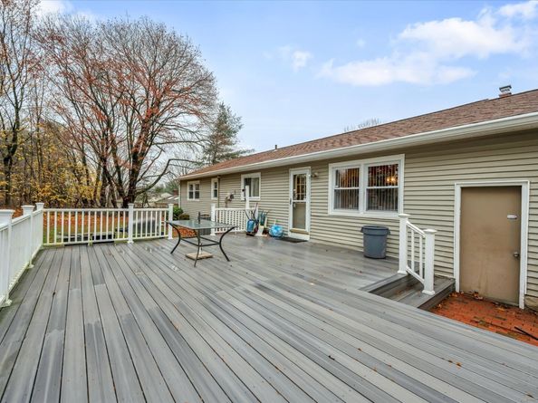 42 Wendy Road, Trumbull CT 06611