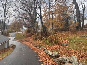 936 Chopsey Hill Road, Bridgeport CT 06606