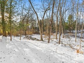 299 Redding Road, Redding CT 06896