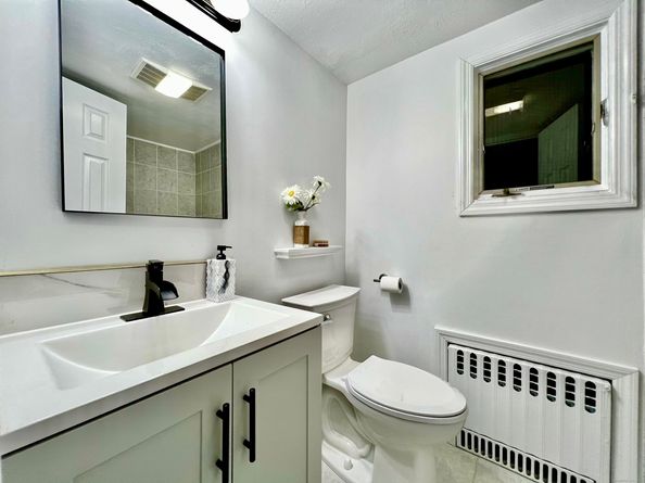 50 Pilgrim Road, Bridgeport CT 06610