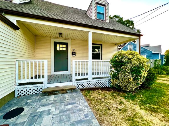 50 Pilgrim Road, Bridgeport CT 06610