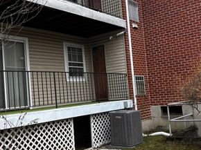 50 Greenhouse Road 33C, Bridgeport CT 06606