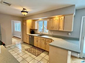 6 Katrina Circle, Bethel CT 06801