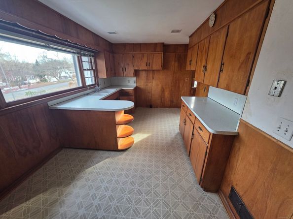 4 Ridge Road, Bethel CT 06801