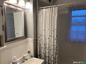 272 Court D, Bld 54 Court, Bridgeport CT 06610