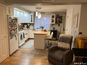 272 Court D, Bld 54 Court, Bridgeport CT 06610