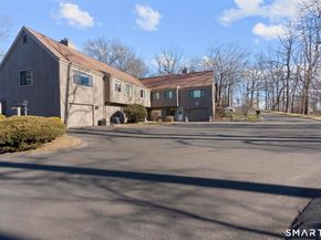 315 Navajo Lane A, Stratford CT 06614