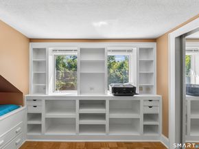 39 Clearview Avenue, Danbury CT 06811